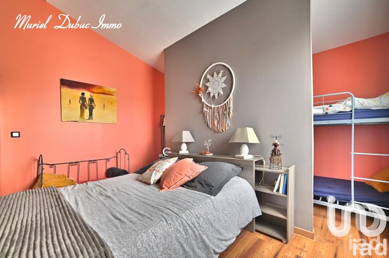 Maison - 249 m² - 8 pièces