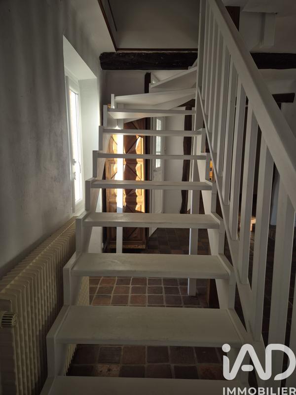 Maison - 239 m² - 7 pièces