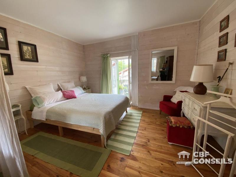 Maison ancienne - 260 m² - 14 pièces