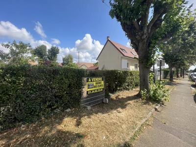 Terrain constructible - 235 m²