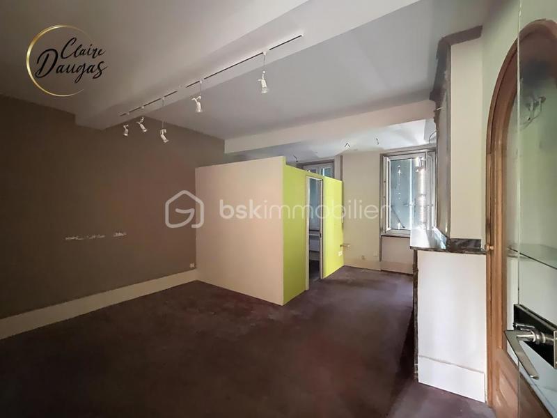 Immeuble - 396 m² - 23 pièces