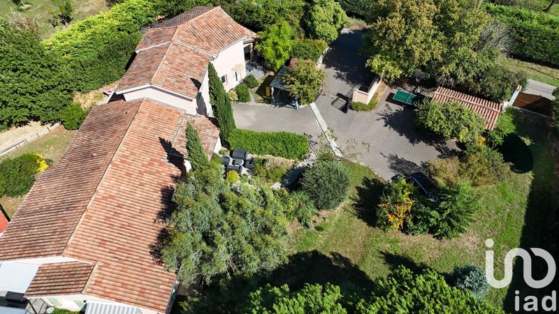 Maison - 297 m² - 10 pièces