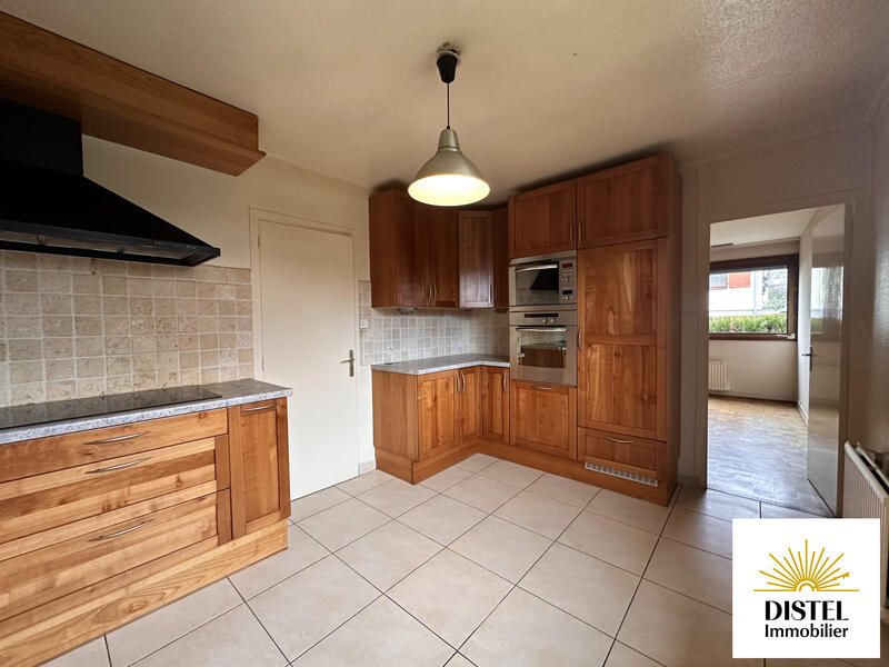 Maison - 170 m² - 7 pièces