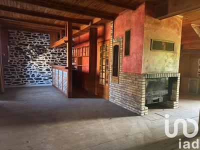 Maison - 236 m² - 9 pièces