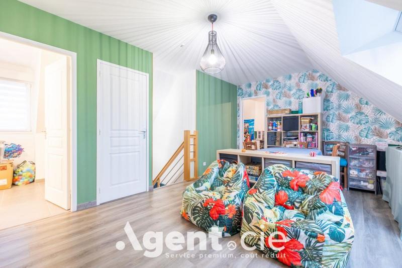 Maison - 125 m² - 5 pièces