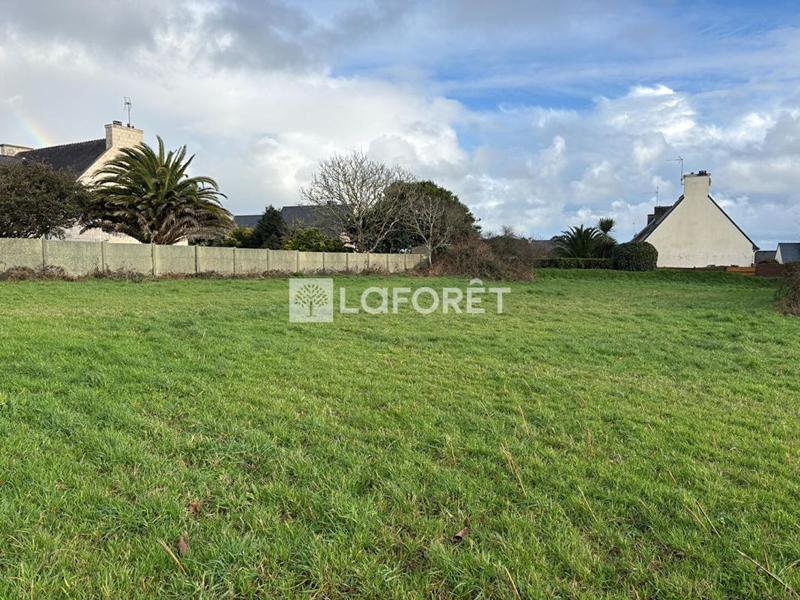 Terrain constructible - 2 020 m²