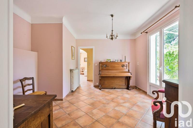 Maison - 220 m² - 4 pièces