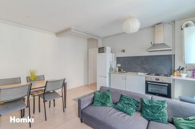 Appartement - 79 m² - 4 pièces