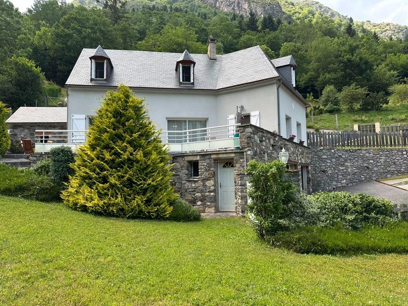 Maison - 147 m² - 5 pièces
