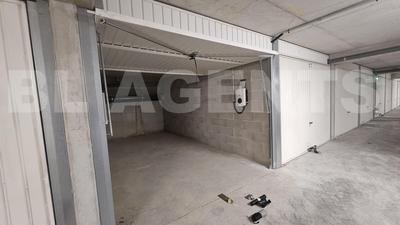 Parking / Garage - 13 m²