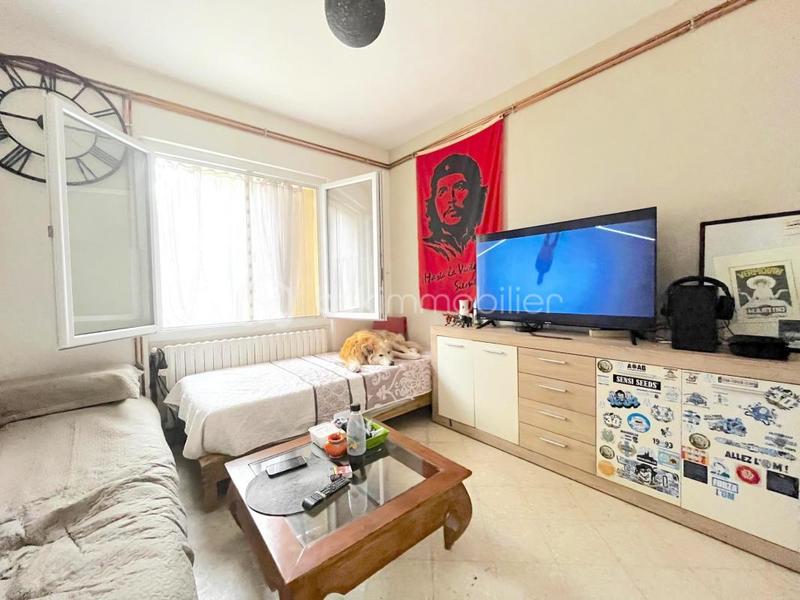 Immeuble - 190 m² - 7 pièces