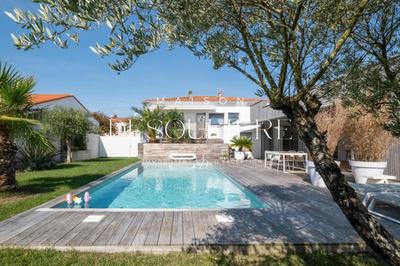 Villa - 220 m² - 7 pièces