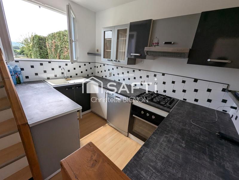 Maison - 90 m² - 5 pièces