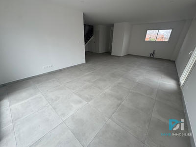 Maison - 103 m² - 4 pièces