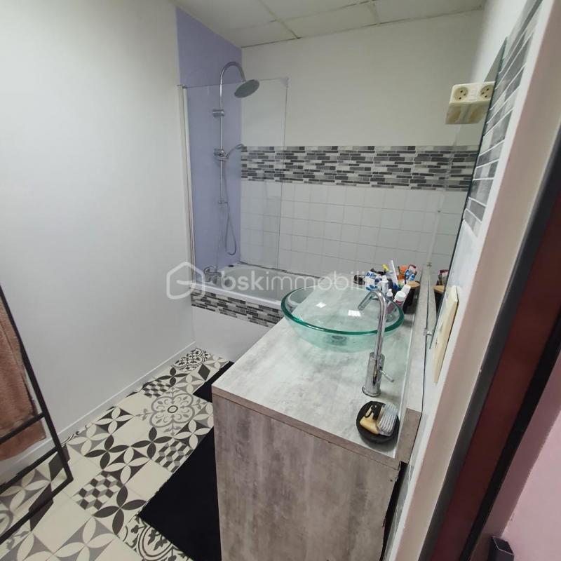 Maison traditionnelle - 191 m² - 7 pièces