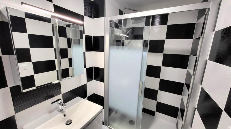 Immeuble mixte - 392 m² - 11 pièces