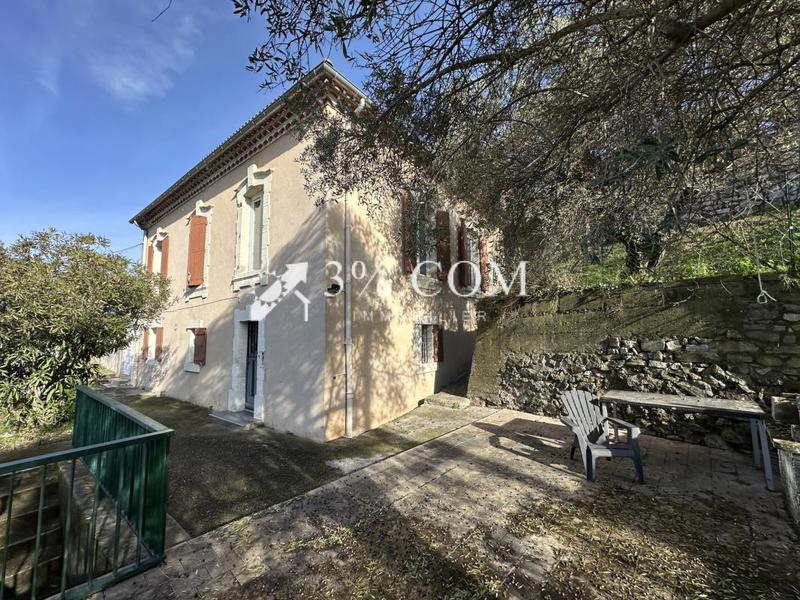 Maison de ville - 85 m² - 7 pièces