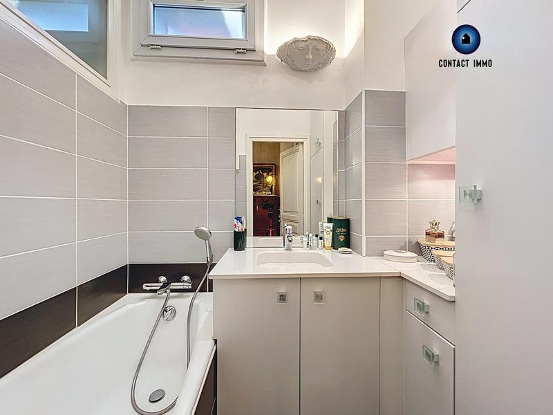 Appartement - 94 m² - 3 pièces