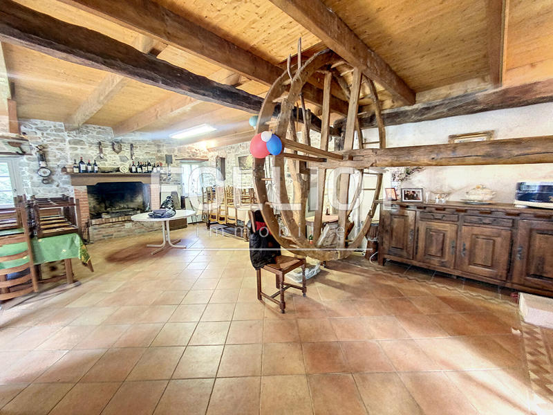 Maison - 75 m² - 2 pièces