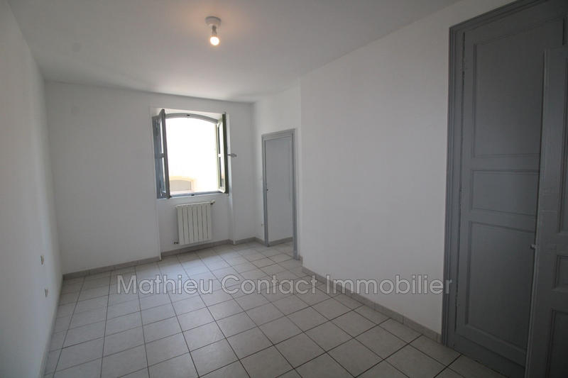 Appartement - 84 m² - 3 pièces