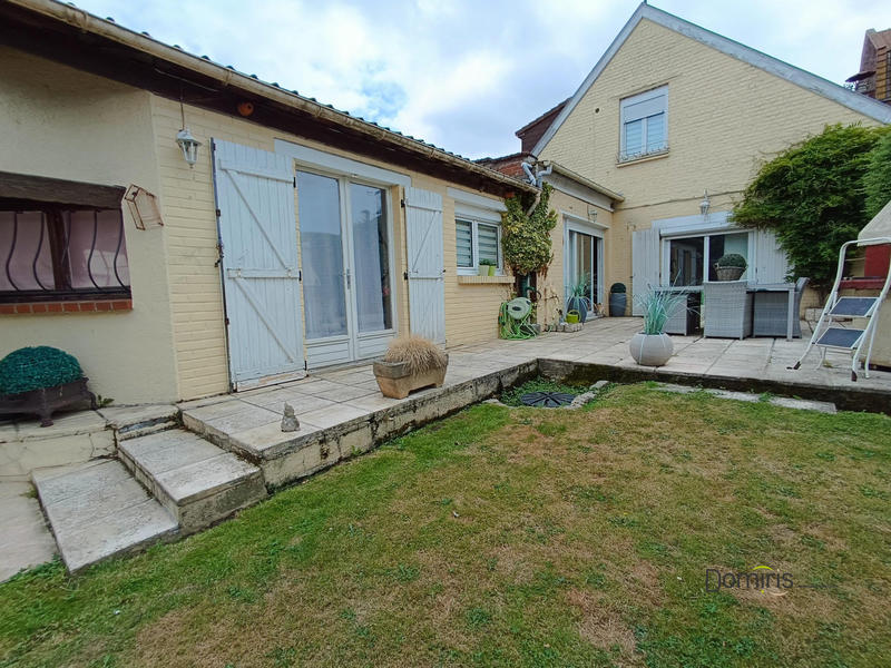 Maison - 182 m² - 7 pièces