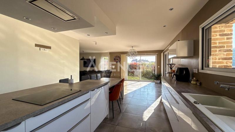 Maison - 191 m² - 6 pièces