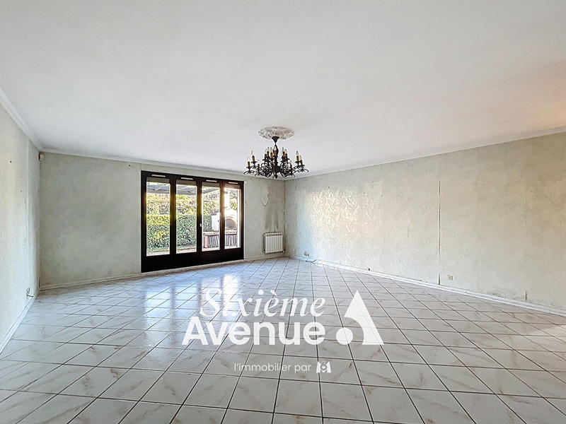 Maison - 111 m² - 4 pièces