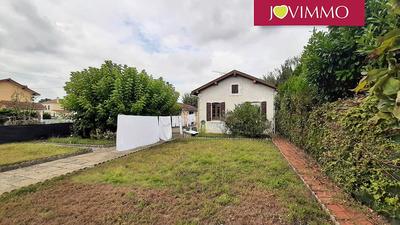 Maison - 77 m² - 5 pièces