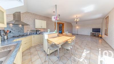 Appartement - 91 m² - 3 pièces