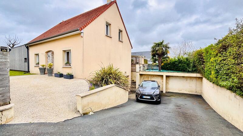 Maison - 210 m² - 6 pièces