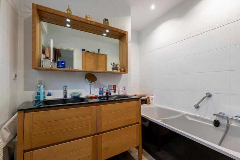 Maison - 258 m² - 5 pièces