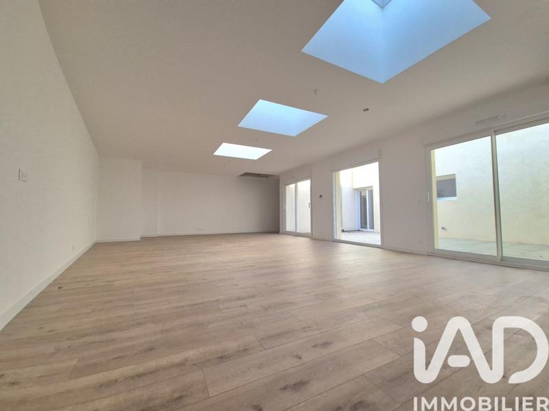 Loft - 139 m² - 5 pièces