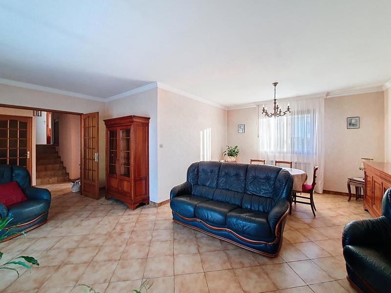 Maison - 104 m² - 4 pièces