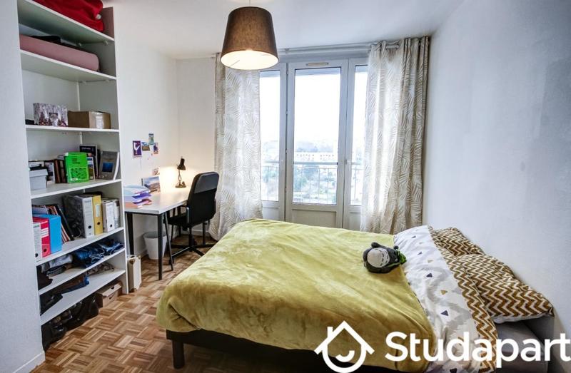 Chambre - 9 m² - 1 pièce