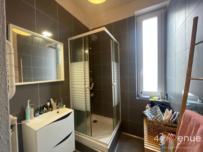 Appartement - 93 m² - 4 pièces