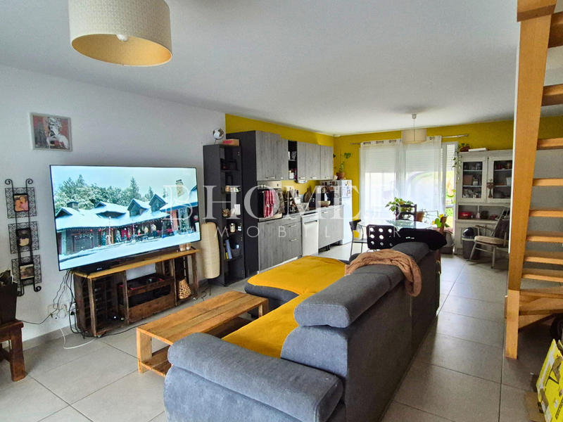 Maison - 95 m² - 5 pièces