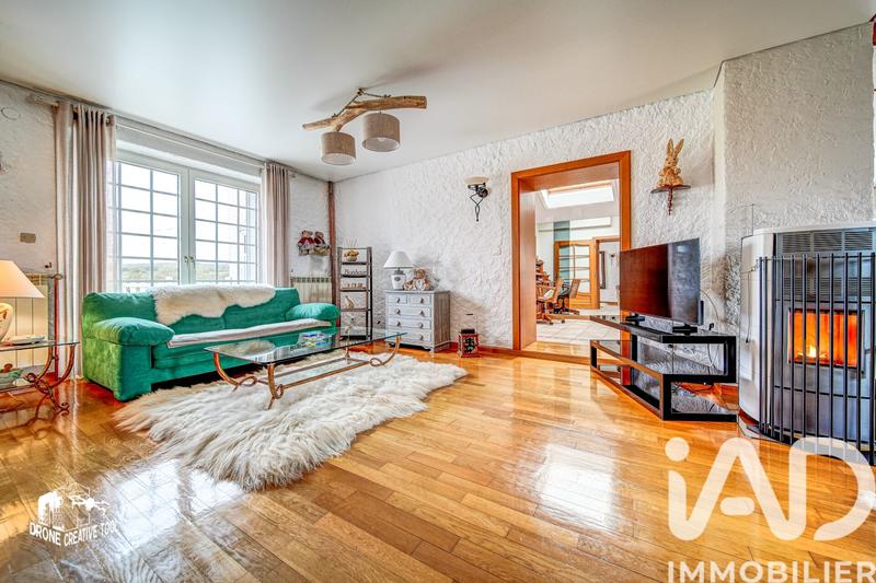 Maison - 269 m² - 10 pièces