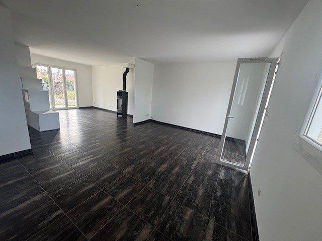 Maison - 102 m² - 4 pièces