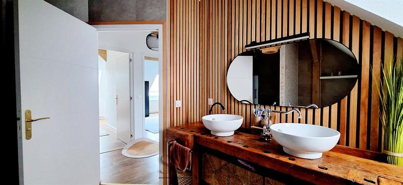 Maison - 107 m² - 4 pièces