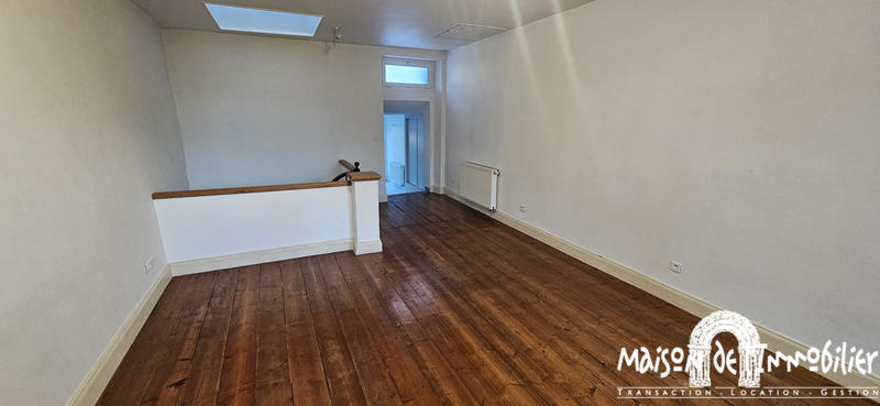 Appartement - 102 m² - 3 pièces