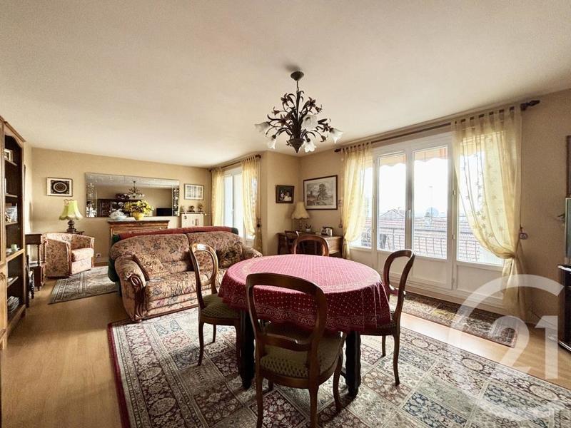 Appartement - 86 m² - 4 pièces