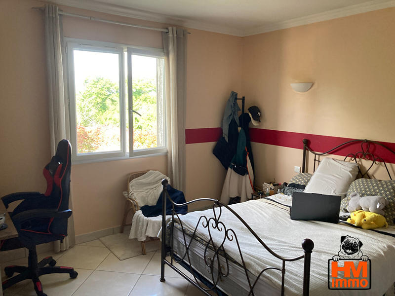 Maison - 207 m² - 7 pièces