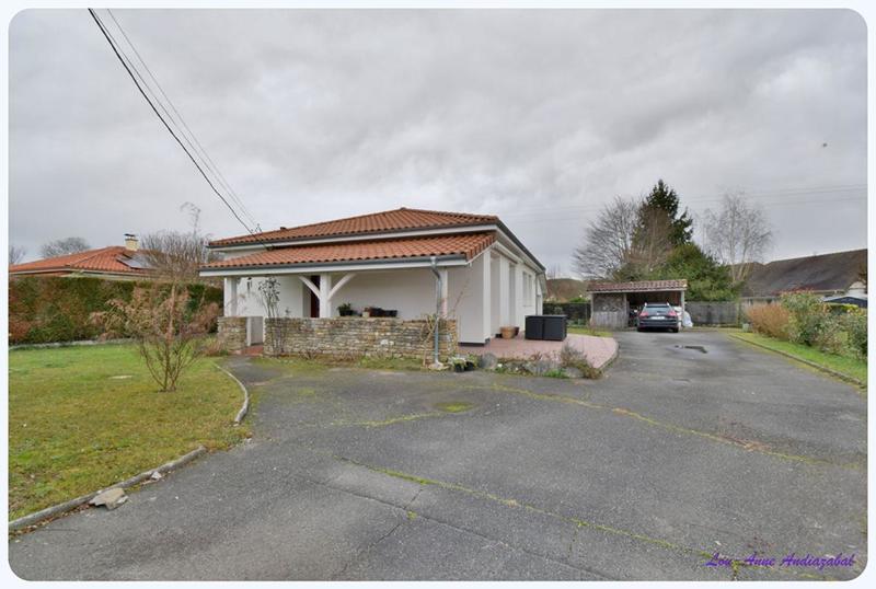 Maison - 97 m² - 4 pièces