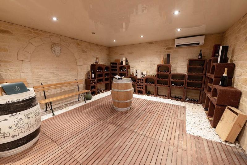 Demeure - 397 m² - 8 pièces