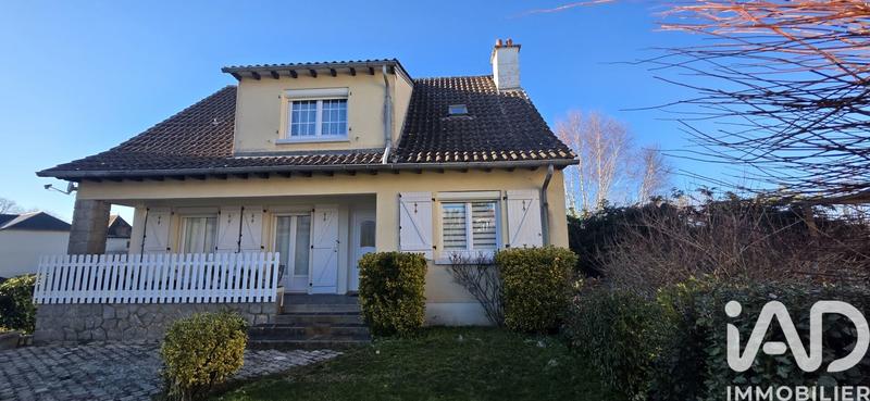 Maison - 144 m² - 5 pièces