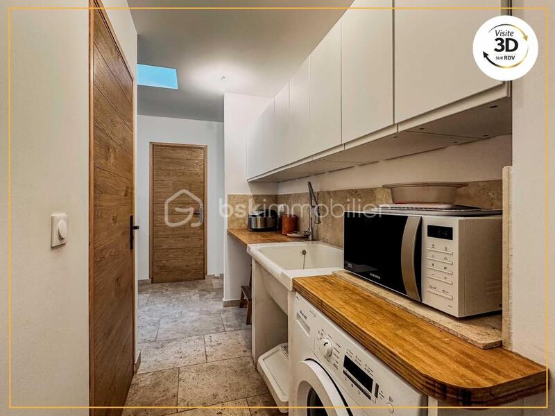 Maison - 195 m² - 7 pièces