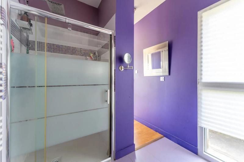 Maison - 230 m² - 8 pièces