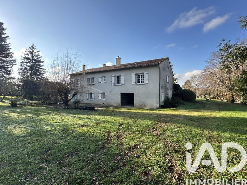 Maison - 140 m² - 5 pièces