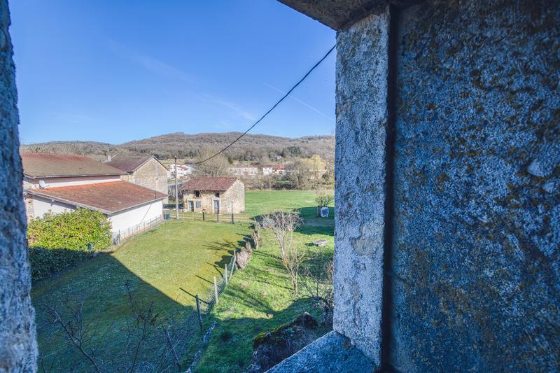 Grange - 76 m² - 1 pièce