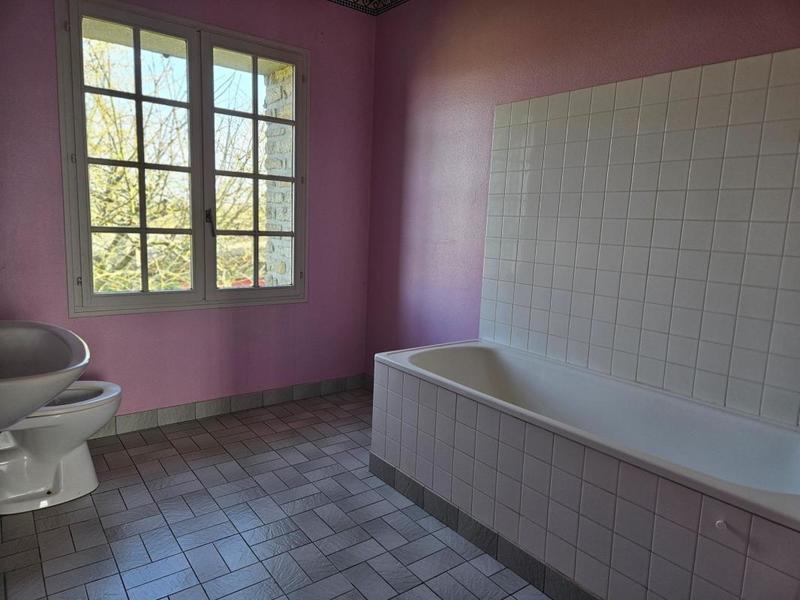 Maison - 244 m² - 9 pièces